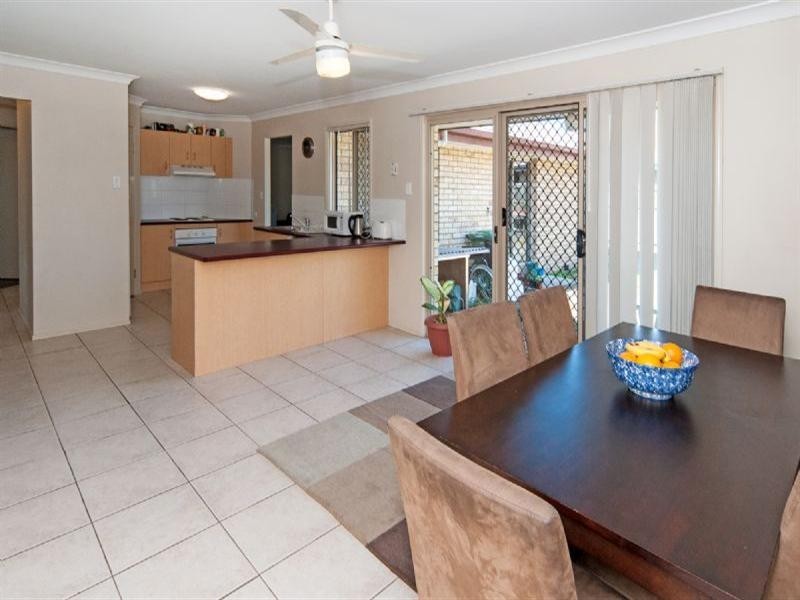 9 Demmers Court, Goodna QLD 4300