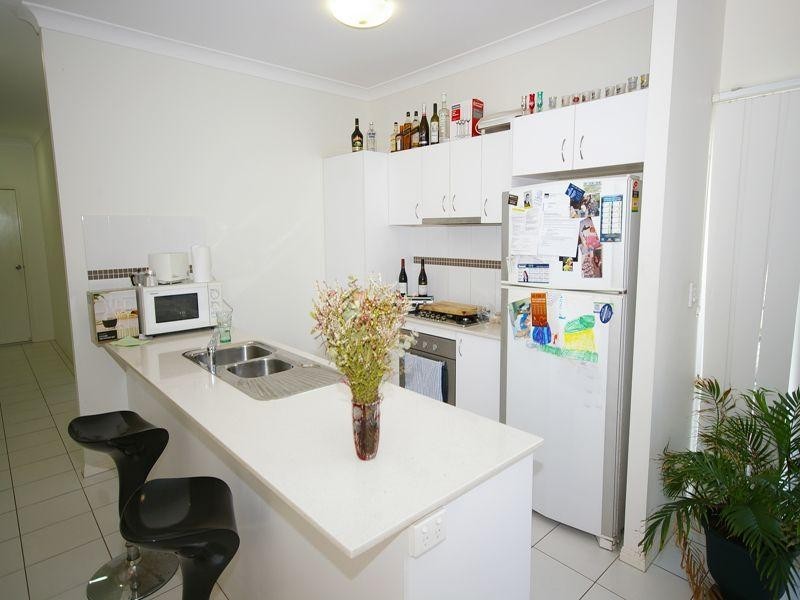 3 Reynolds Close, Redbank Plains QLD 4301