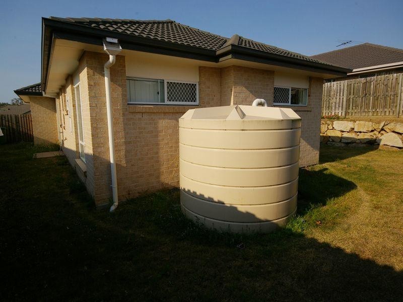 3 Reynolds Close, Redbank Plains QLD 4301