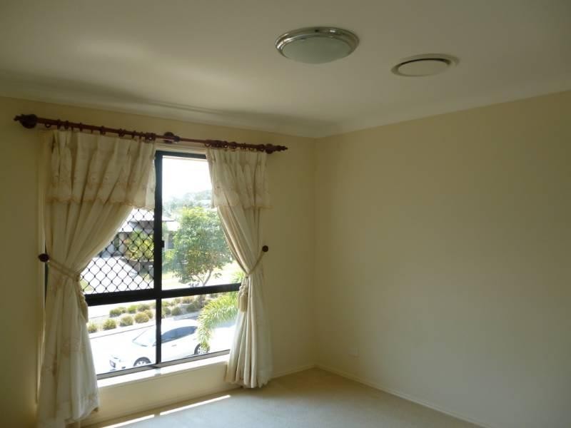 105 Santa Monica Drive, Augustine Heights QLD 4300