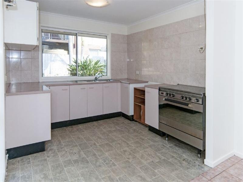 16 Vanessa Court, Camira QLD 4300