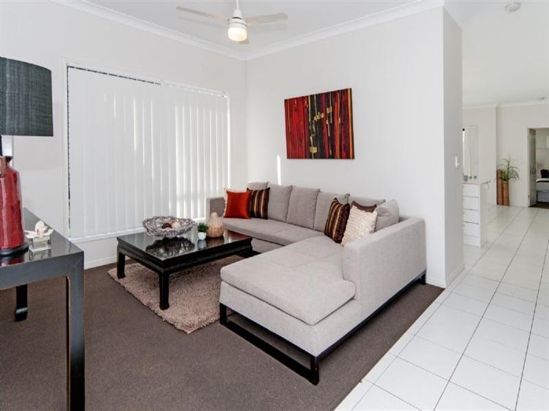 9 Raleigh Place, Redbank Plains QLD 4301