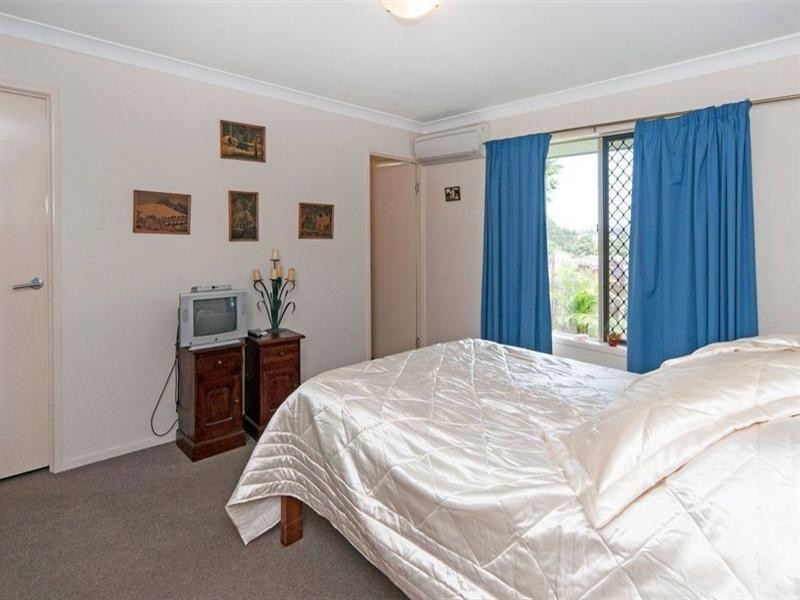 74 Johnston Street, Bellbird Park QLD 4300