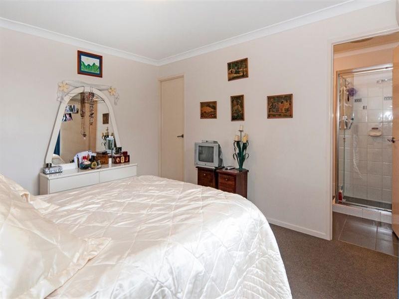 74 Johnston Street, Bellbird Park QLD 4300