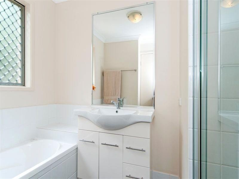 74 Johnston Street, Bellbird Park QLD 4300