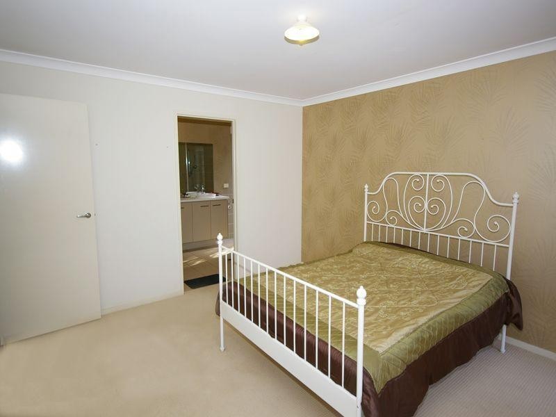 180 Alawoona Street, Redbank Plains QLD 4301