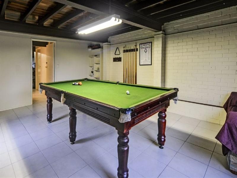 13 Dawn Parade, Riverview QLD 4303