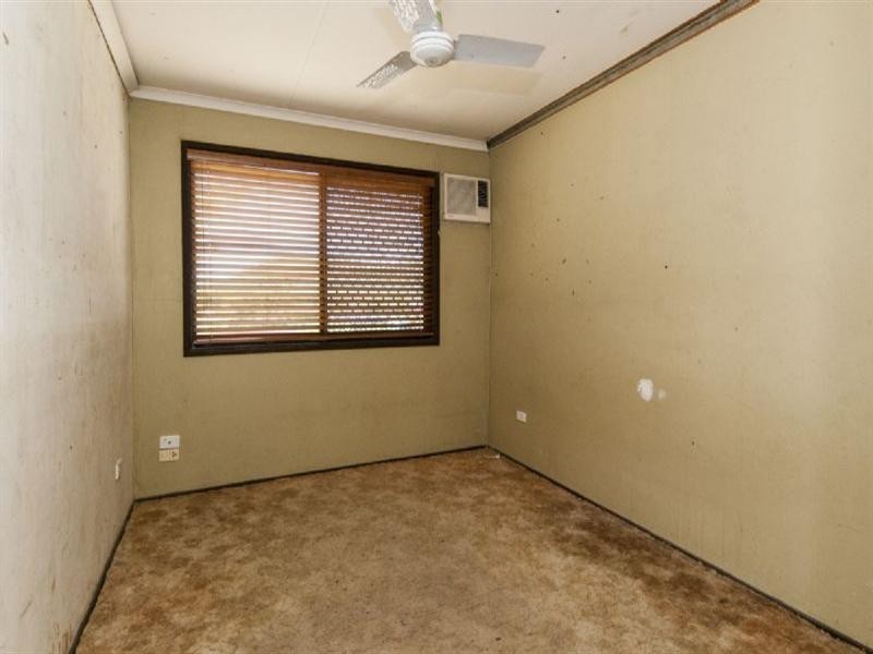 27 Goondoola Street, Redbank Plains QLD 4301