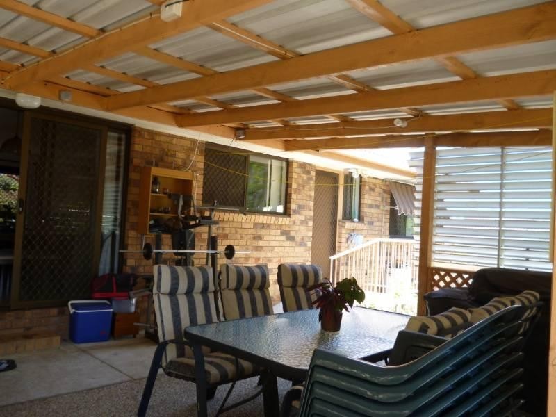 21 Crestwood Drive, Camira QLD 4300