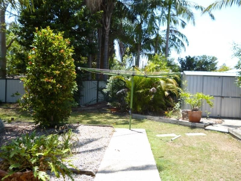 21 Crestwood Drive, Camira QLD 4300