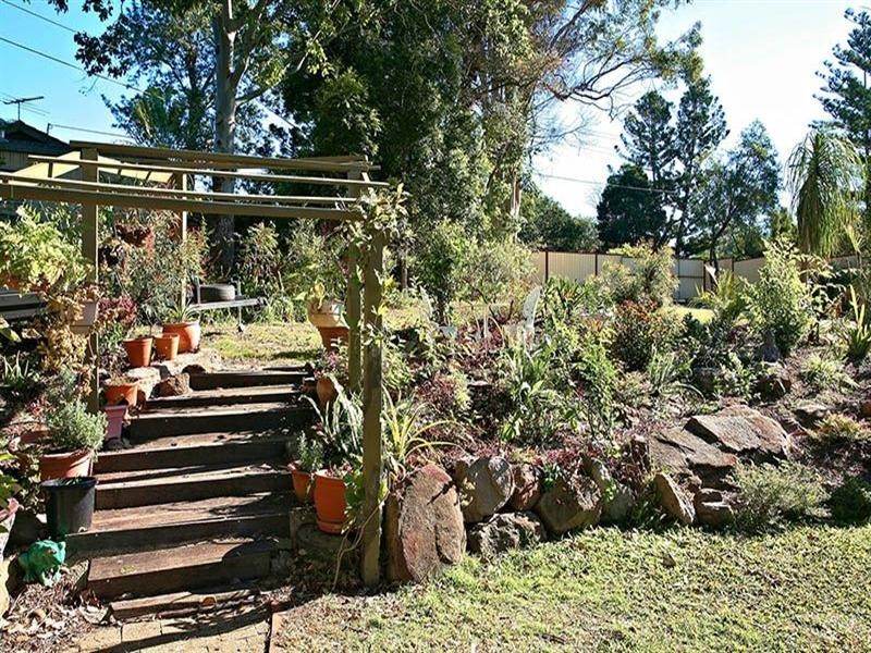 6 Jayvilla Court, Bellbird Park QLD 4300