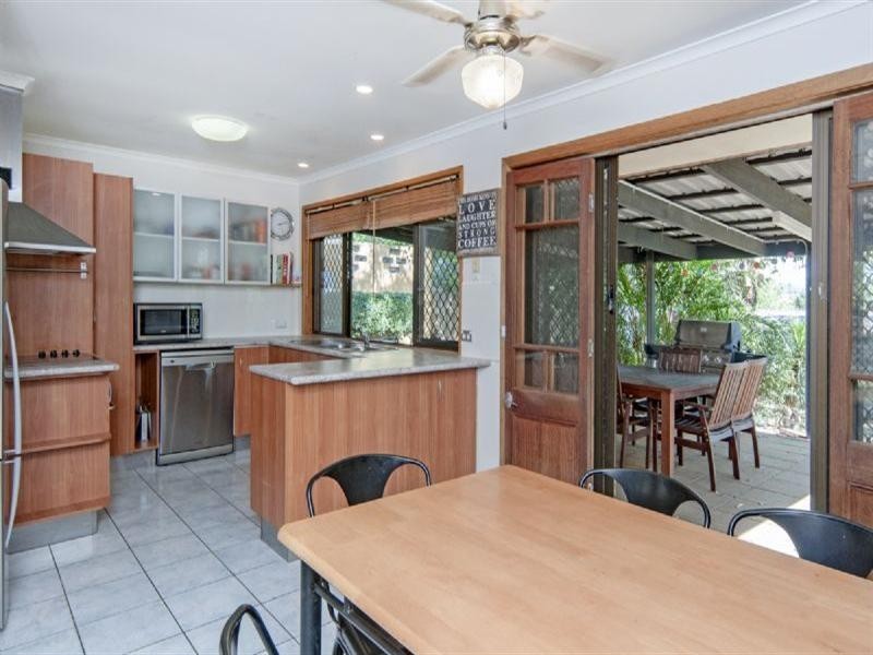 6 Alawoona Street, Redbank Plains QLD 4301