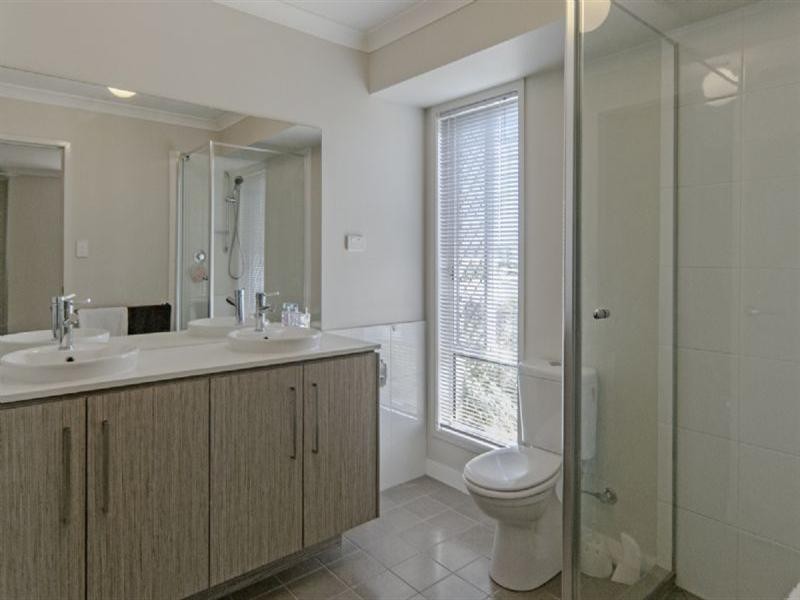 30 Cobbin Circuit, Redbank Plains QLD 4301