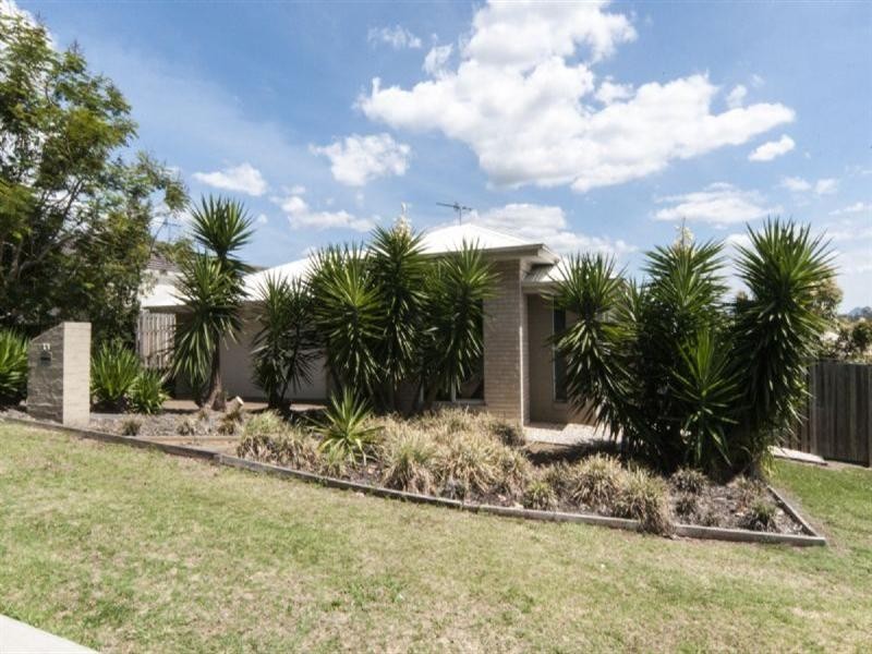 30 Cobbin Circuit, Redbank Plains QLD 4301