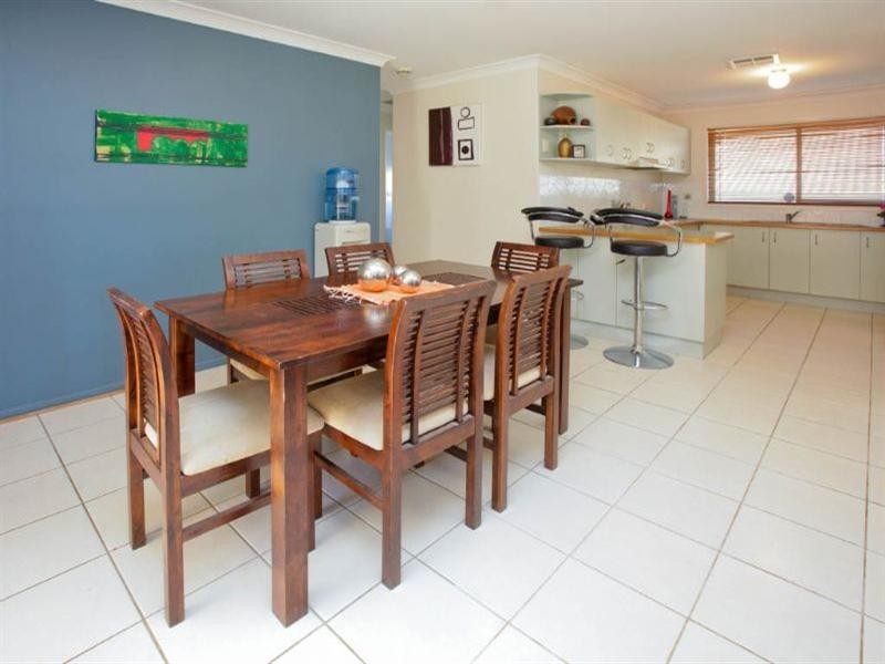 10 Elysian Crescent, Camira QLD 4300