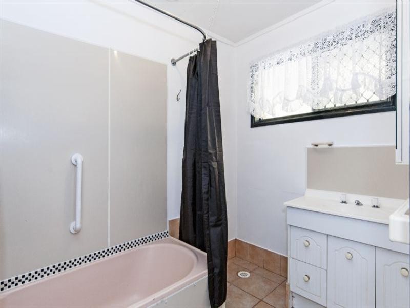 68 Alawoona Street, Redbank Plains QLD 4301