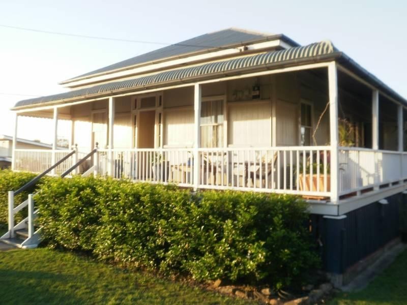 16 Brisbane Road, Redbank QLD 4301