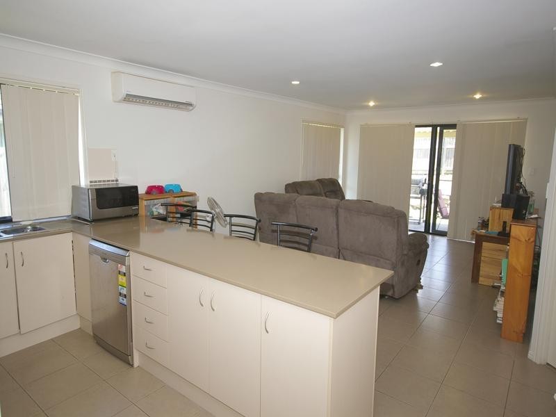 16 Bonogin Court, Redbank Plains QLD 4301