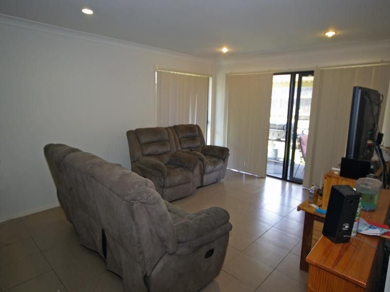 16 Bonogin Court, Redbank Plains QLD 4301