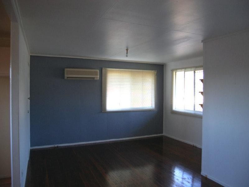 12 Lightbody, Goodna QLD 4300