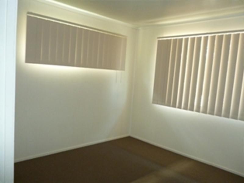 12 Lightbody, Goodna QLD 4300