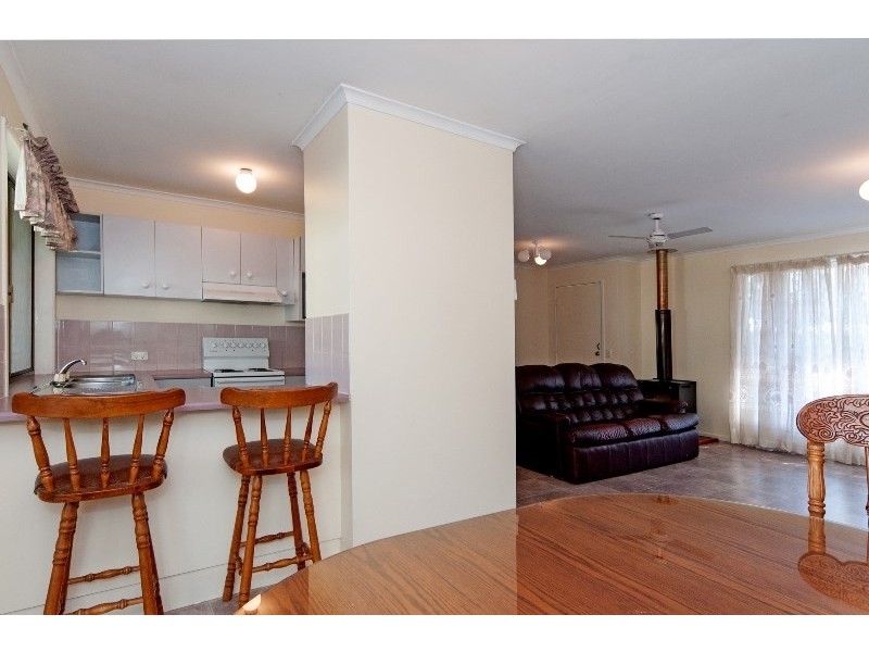 42 Russell Drive, Redbank Plains QLD 4301