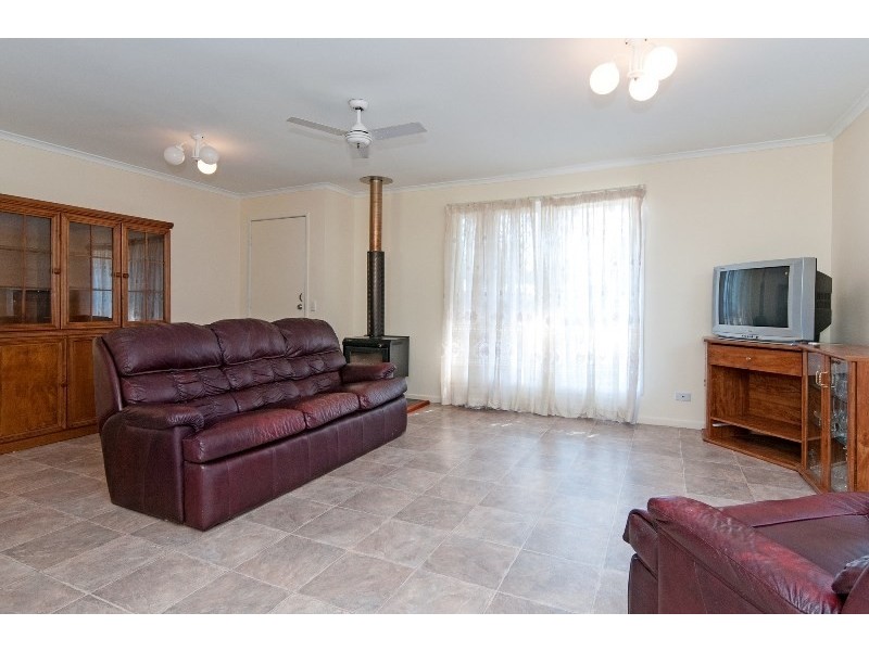 42 Russell Drive, Redbank Plains QLD 4301