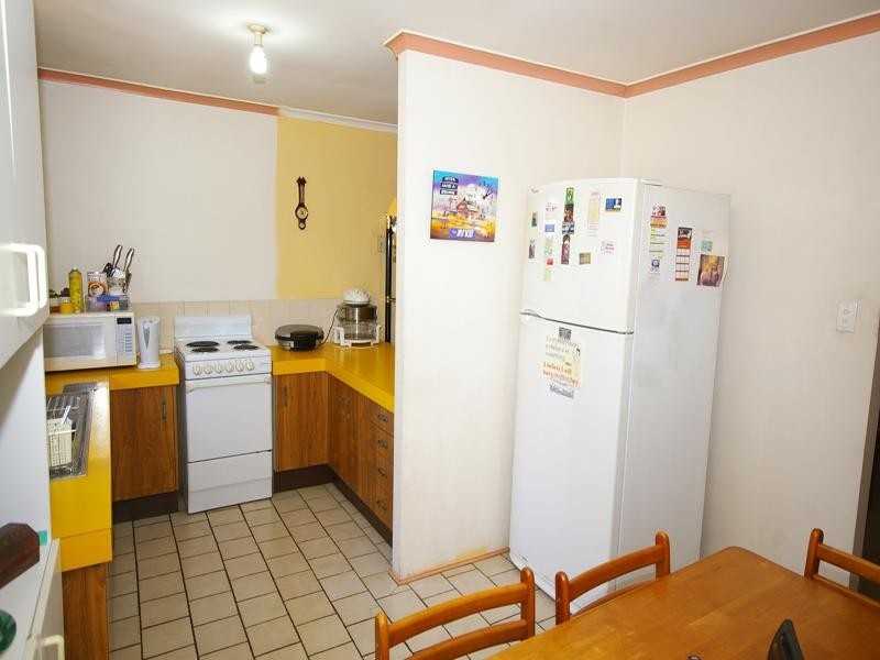 2 Shanahan Parade, Redbank Plains QLD 4301