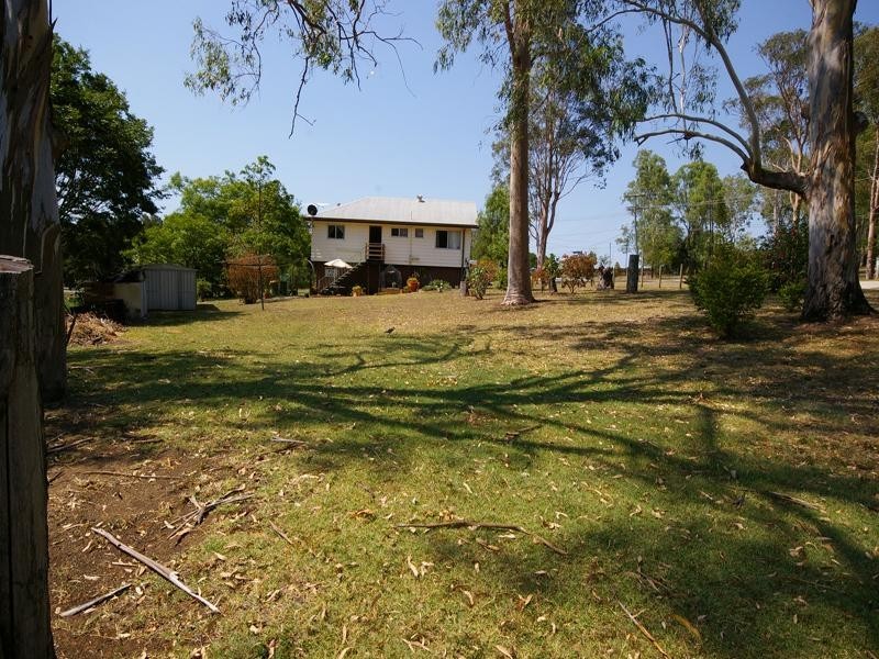 2 Shanahan Parade, Redbank Plains QLD 4301