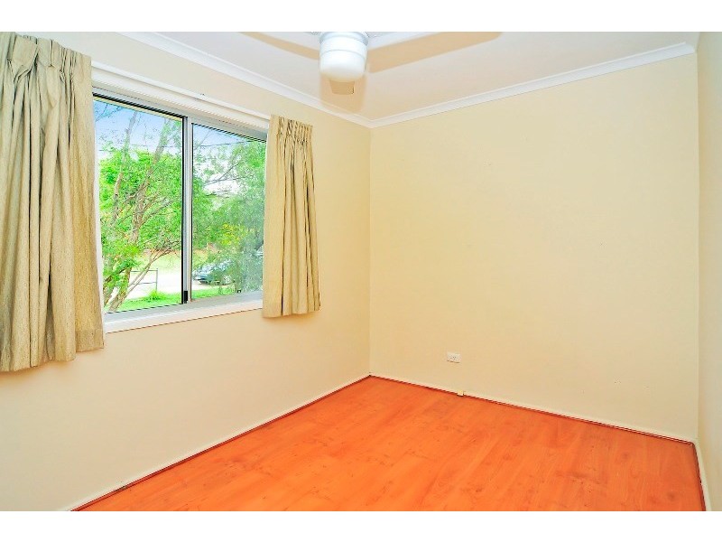 6 Shirley Street, Redbank Plains QLD 4301