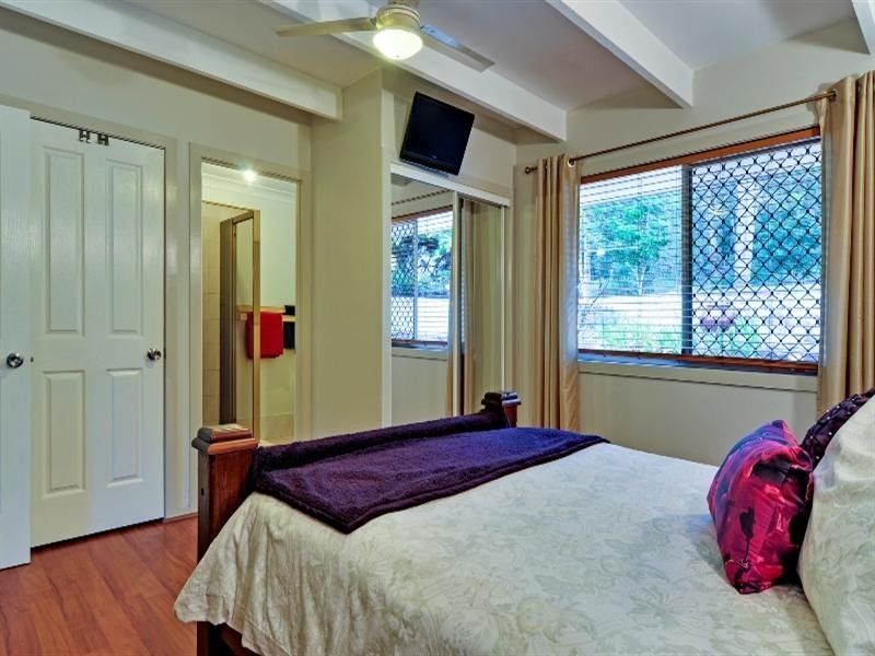 28 Nimerette Street, Bellbird Park QLD 4300