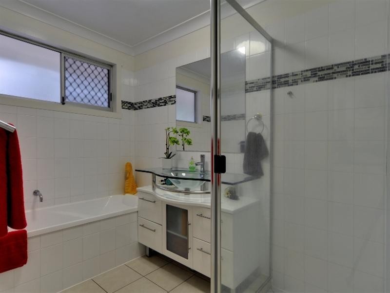 28 Nimerette Street, Bellbird Park QLD 4300