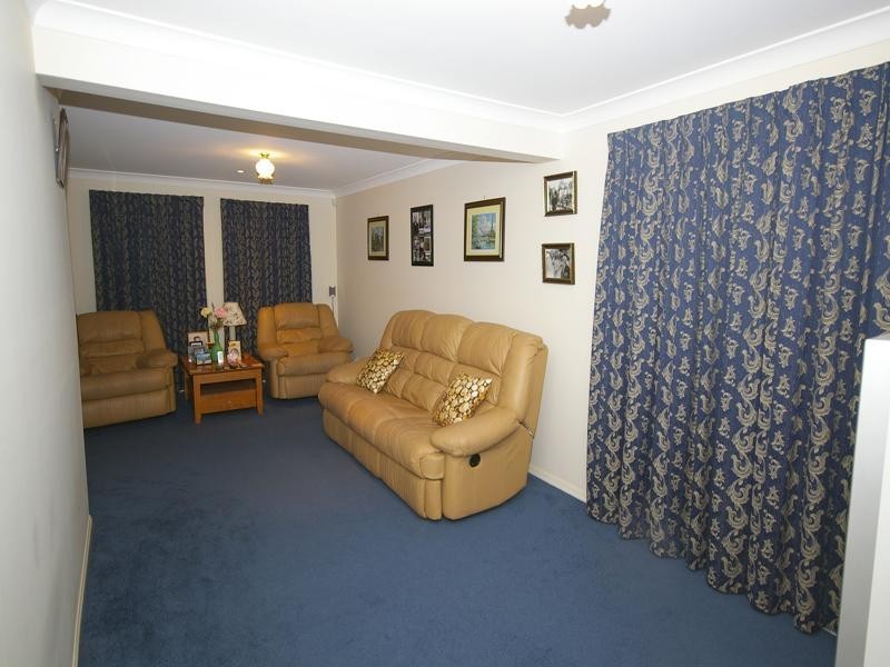 17 Greta Court, Camira QLD 4300