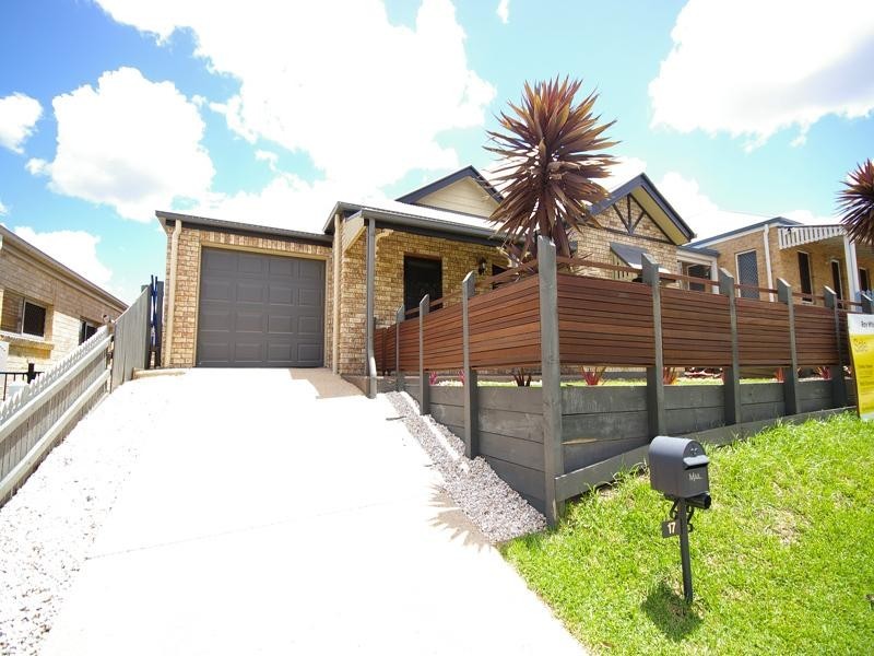 17 Wanderer Crescent, Springfield Lakes QLD 4300