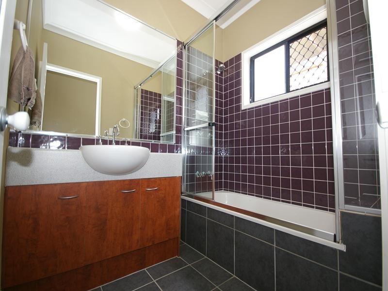 17 Wanderer Crescent, Springfield Lakes QLD 4300