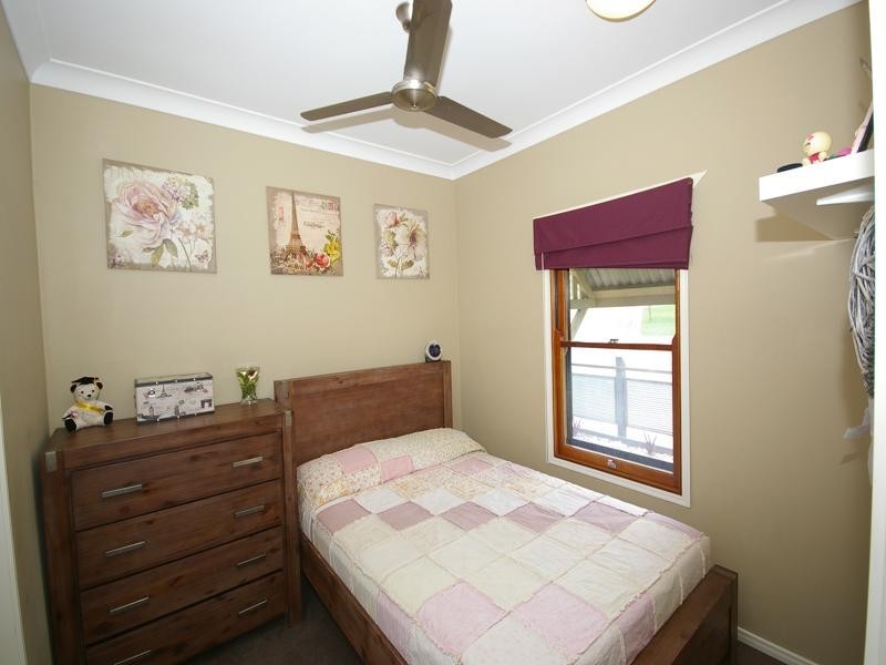 17 Wanderer Crescent, Springfield Lakes QLD 4300