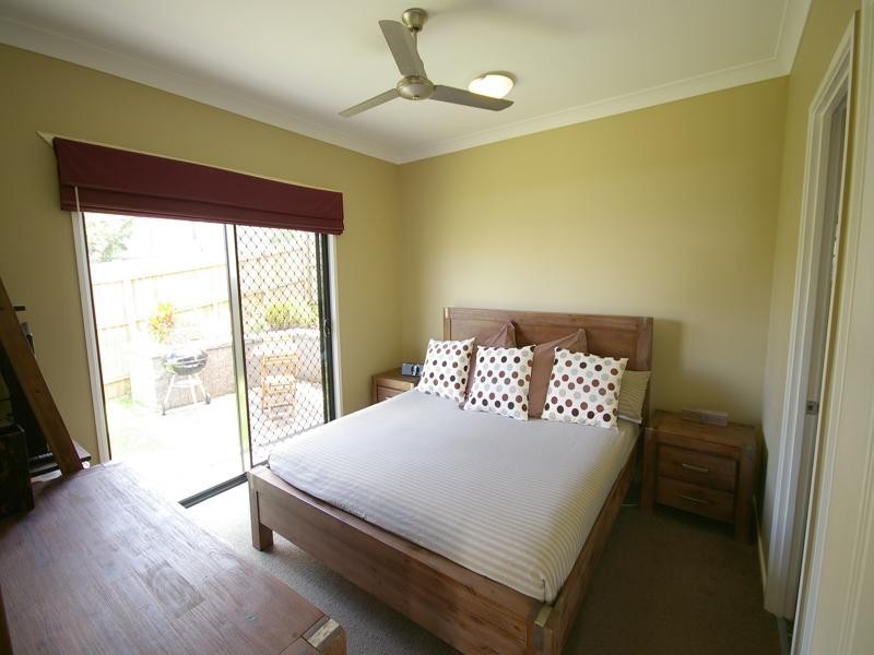 17 Wanderer Crescent, Springfield Lakes QLD 4300