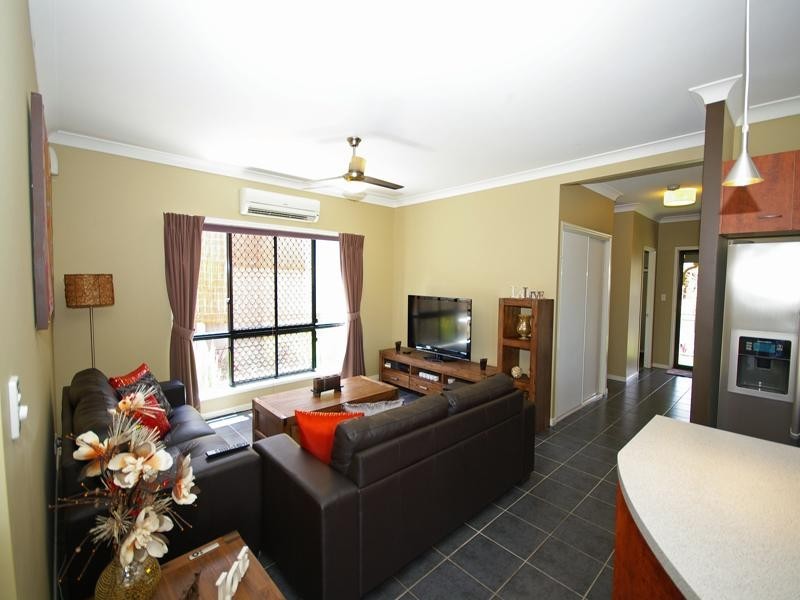 17 Wanderer Crescent, Springfield Lakes QLD 4300