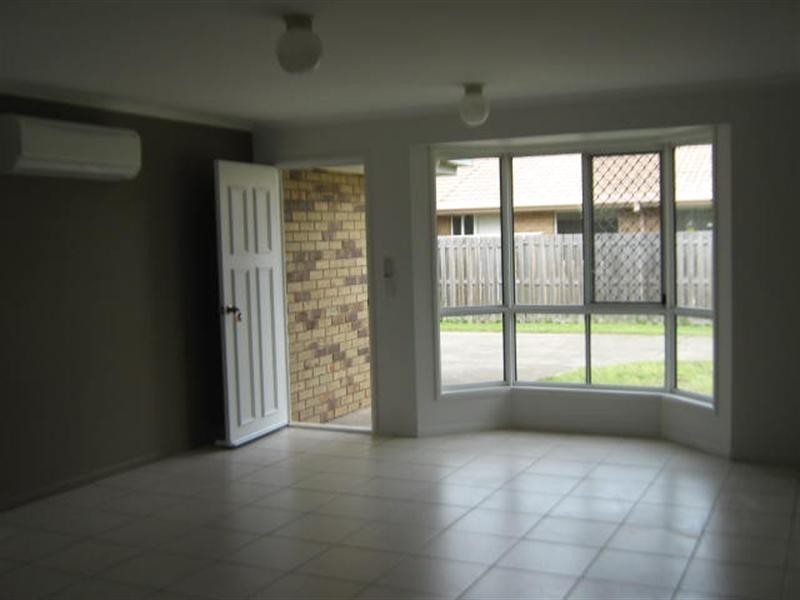 1/5 Broadfoot Drive, Goodna QLD 4300