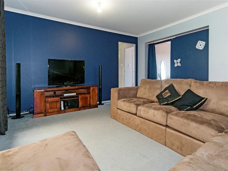 19 Scenic Crescent, Springfield QLD 4300