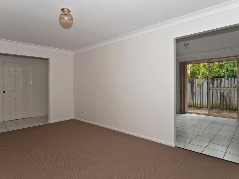 8 Opal Place, Springfield QLD 4300