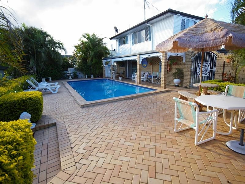 4 Oborn Street, Redbank Plains QLD 4301