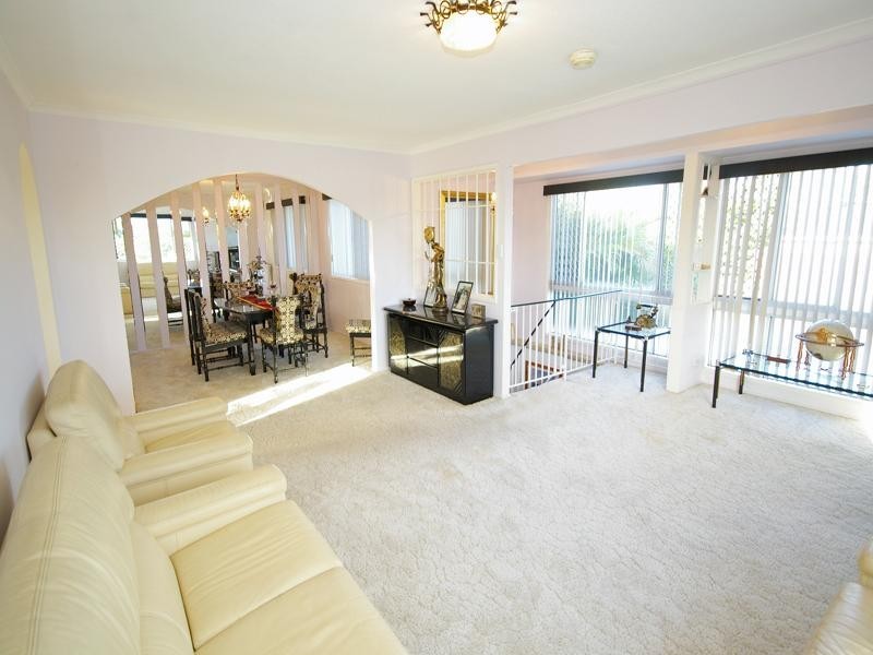 4 Oborn Street, Redbank Plains QLD 4301