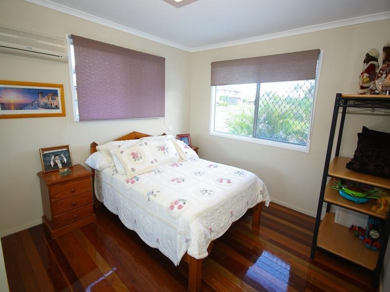 4 Oborn Street, Redbank Plains QLD 4301