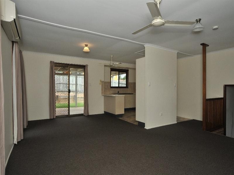 7 Kingfisher Court, Bundamba QLD 4304