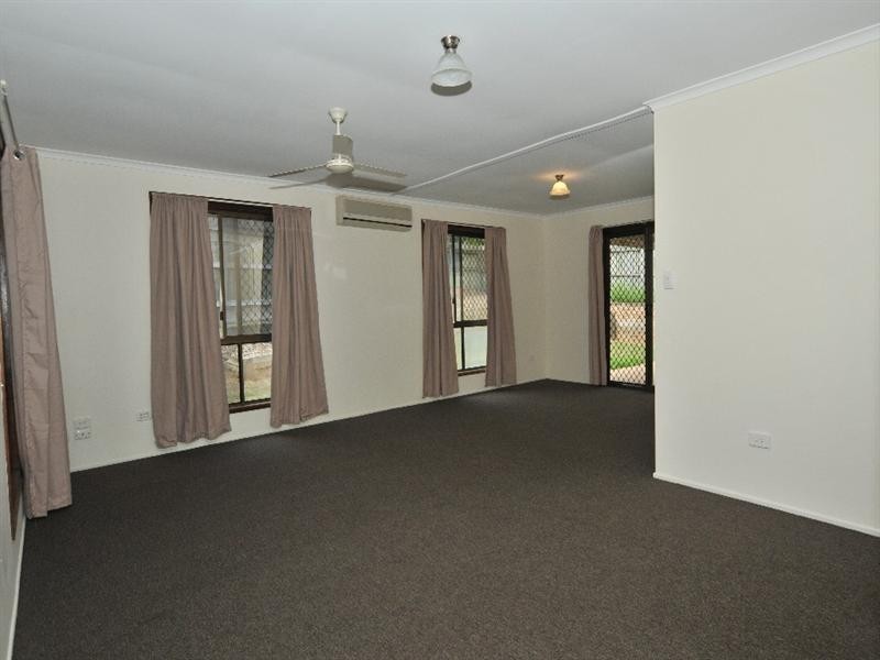 7 Kingfisher Court, Bundamba QLD 4304