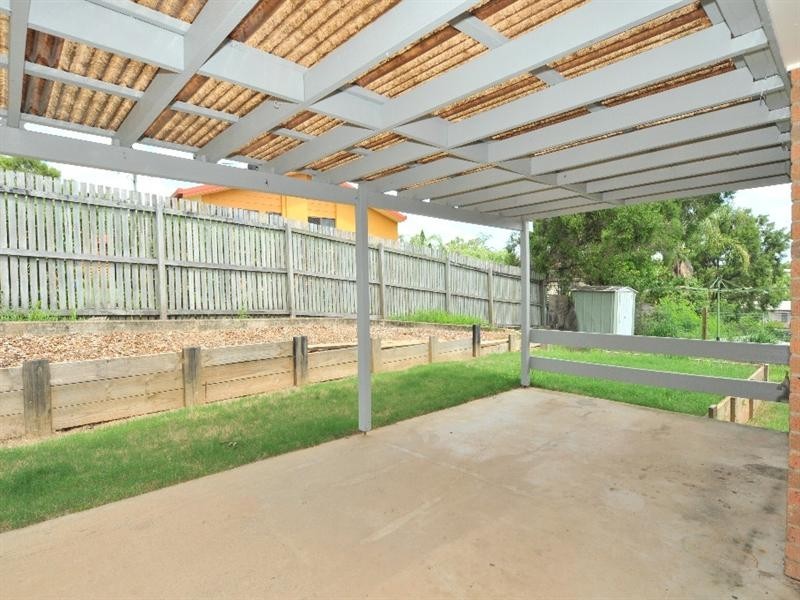 7 Kingfisher Court, Bundamba QLD 4304