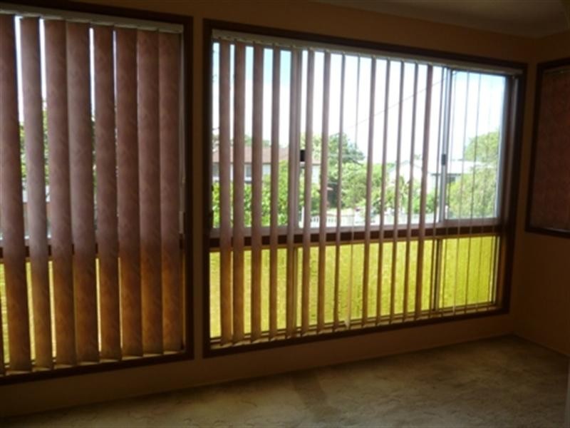 12 Glen Avon Drive, Redbank Plains QLD 4301