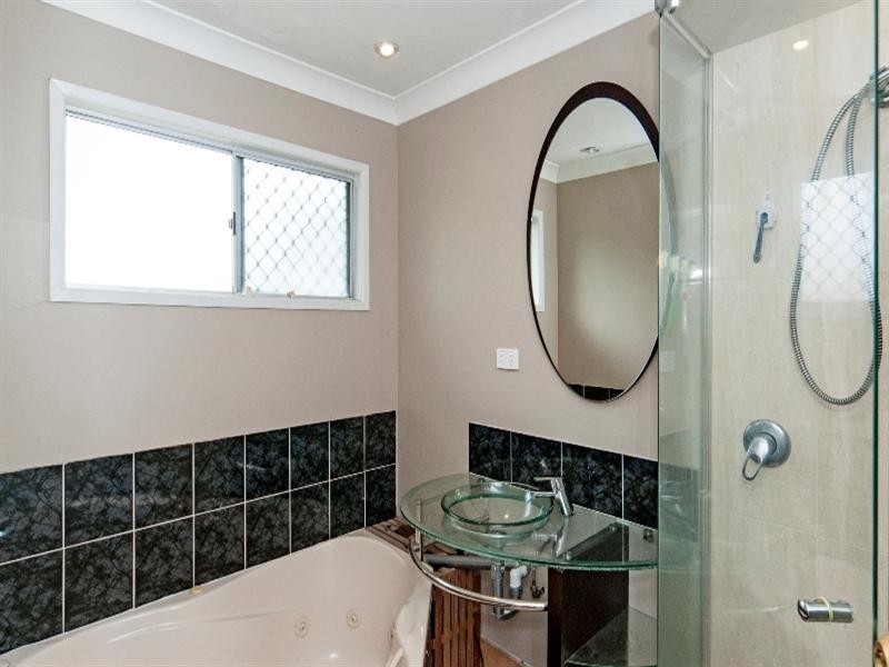 7 Millocker Court, Bellbird Park QLD 4300