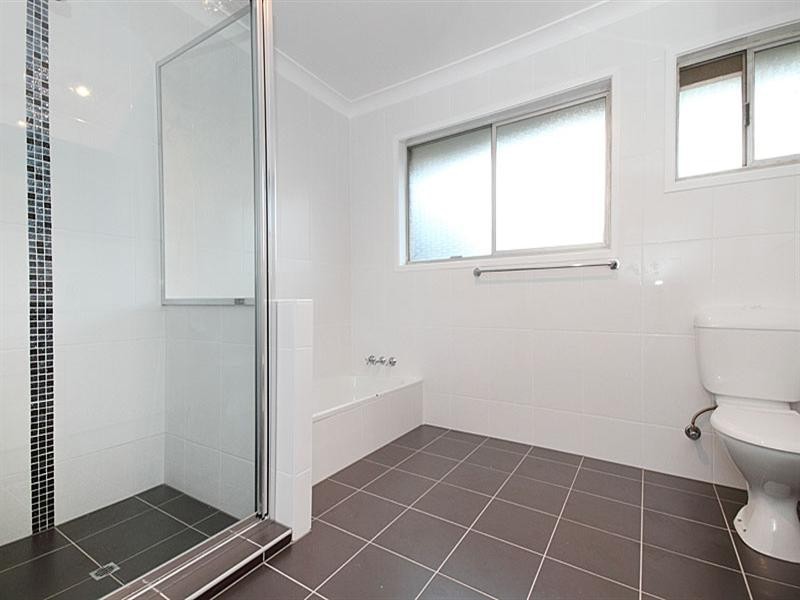 11 Cox Crescent, Goodna QLD 4300